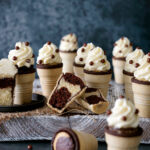 Marmor Cupcakes im Eisbecher mit Vanille-Frischkäse-Frosting