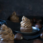Maronen Cupcakes mit Schokoladen-Frischkäse-Topping