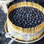 Blaubeer-Mikado Torte mit Knusperboden